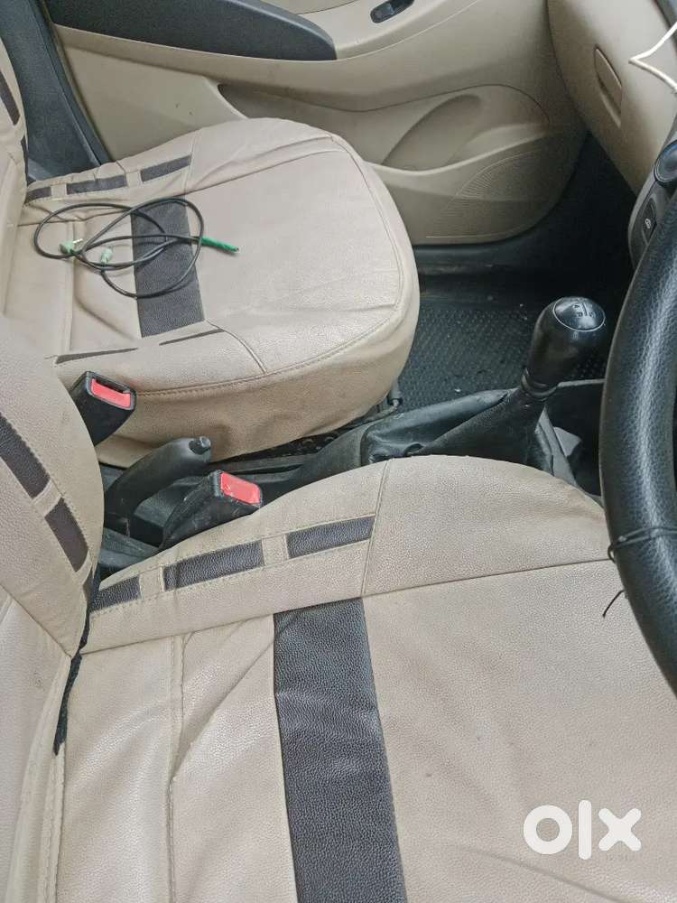 Pourly Petrol, Power Windo, Power Staring, Ac , Music, Seats All Ok