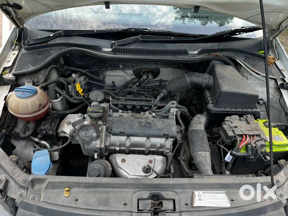 Volkswagen Polo 2017 1.2 Mpi Comfortline Polar White