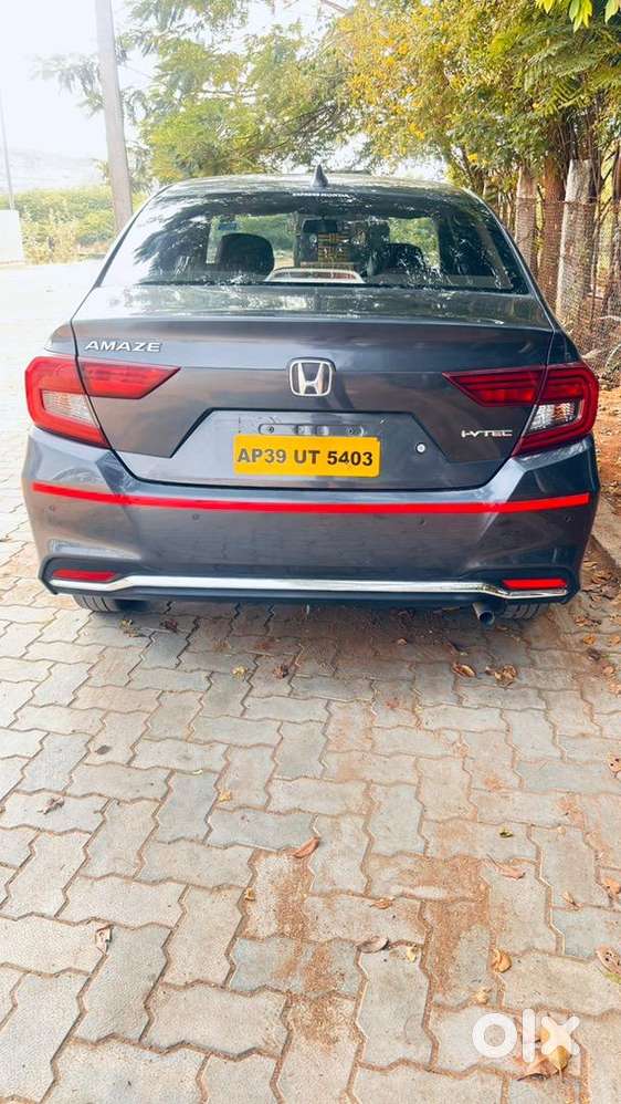 Honda Amaze 2024 Petrol Well Maintained