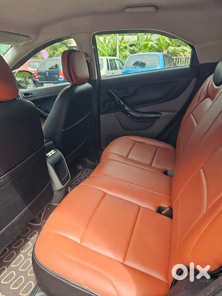 Tata Nexon 1.2 Revotron Xza Plus, 2018, Petrol