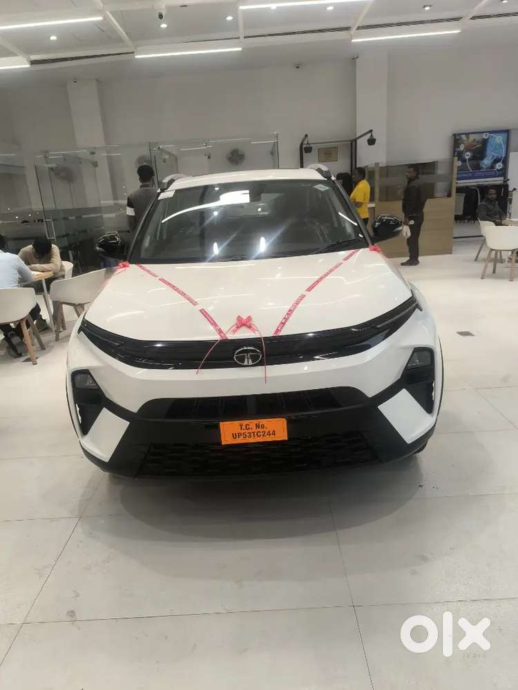 Tata Nexon Pure Plus S2026 Cng & Hybrids 9800 Km Driven