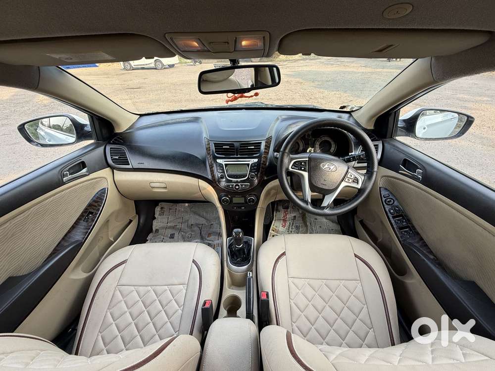 Hyundai Fluidic Verna 1.6 Vtvt Sx, 2011, Petrol