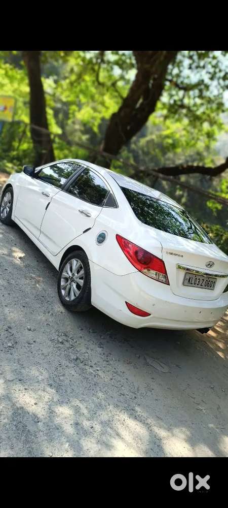 Hyundai Verna Sx 2015