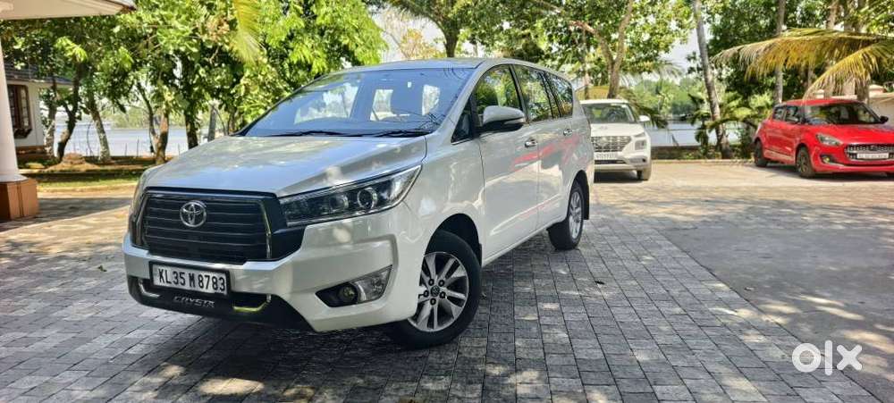 Toyota Innova Crysta 2.4 V, 2017, Diesel