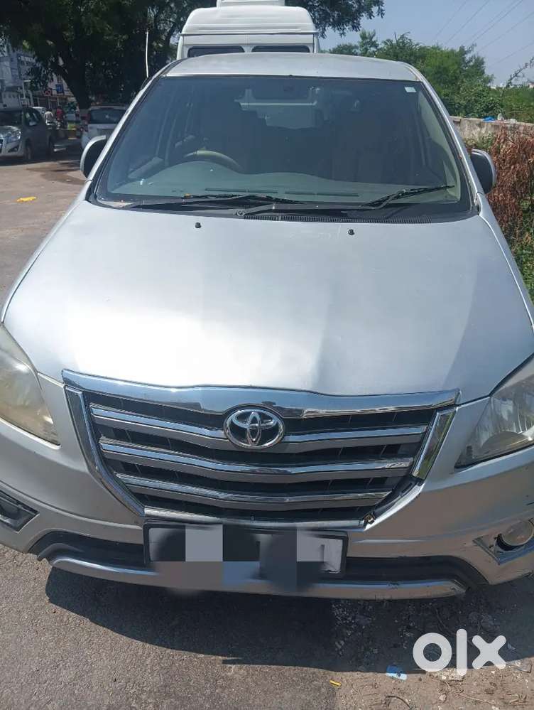 Toyota Innova 2011 Diesel Well Maintained