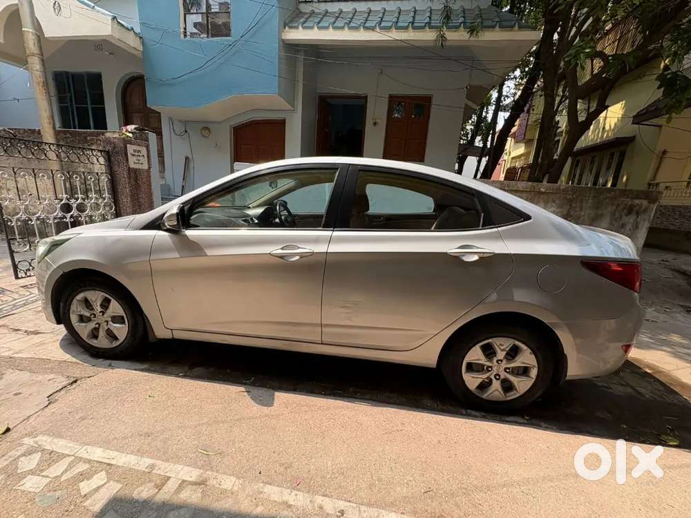Hyundai Verna 2015 Petrol. Upto Tax 2030 Sedan Luxury Car 1600cc
