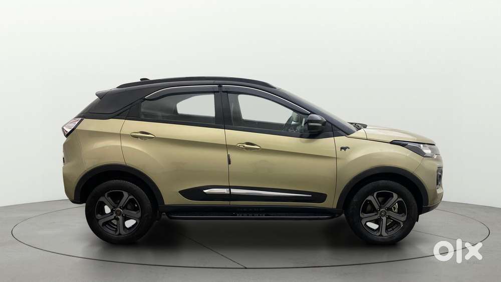 Tata Nexon 1.5 Revotorq Xza Plus Kaziranga, 2023, Petrol