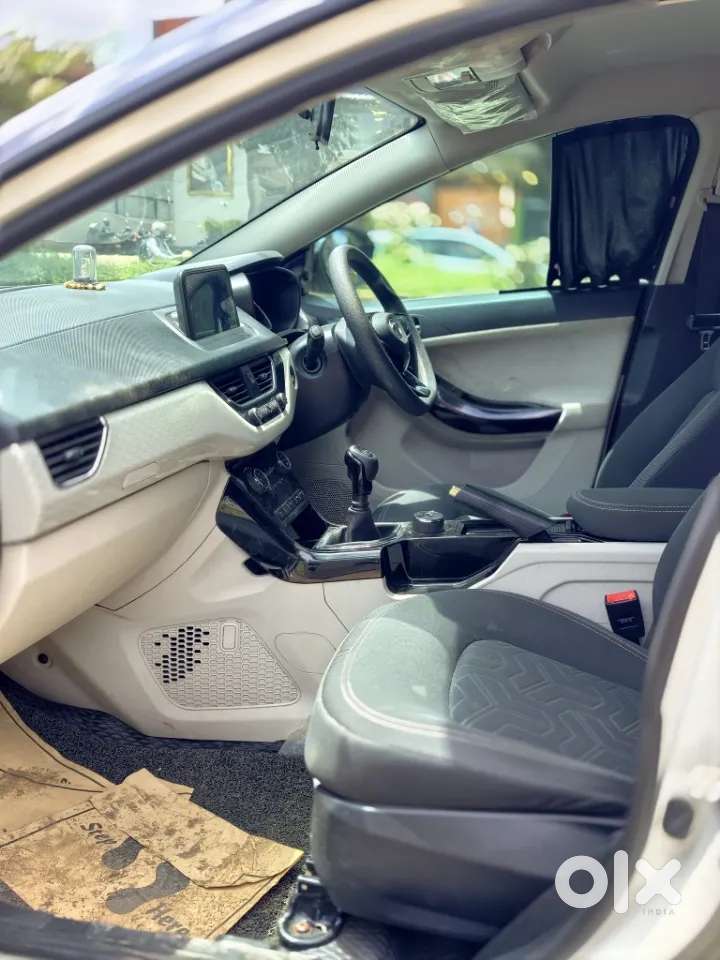 Tata Nexon 1.2 Revotron Xz Plus, 2020, Petrol