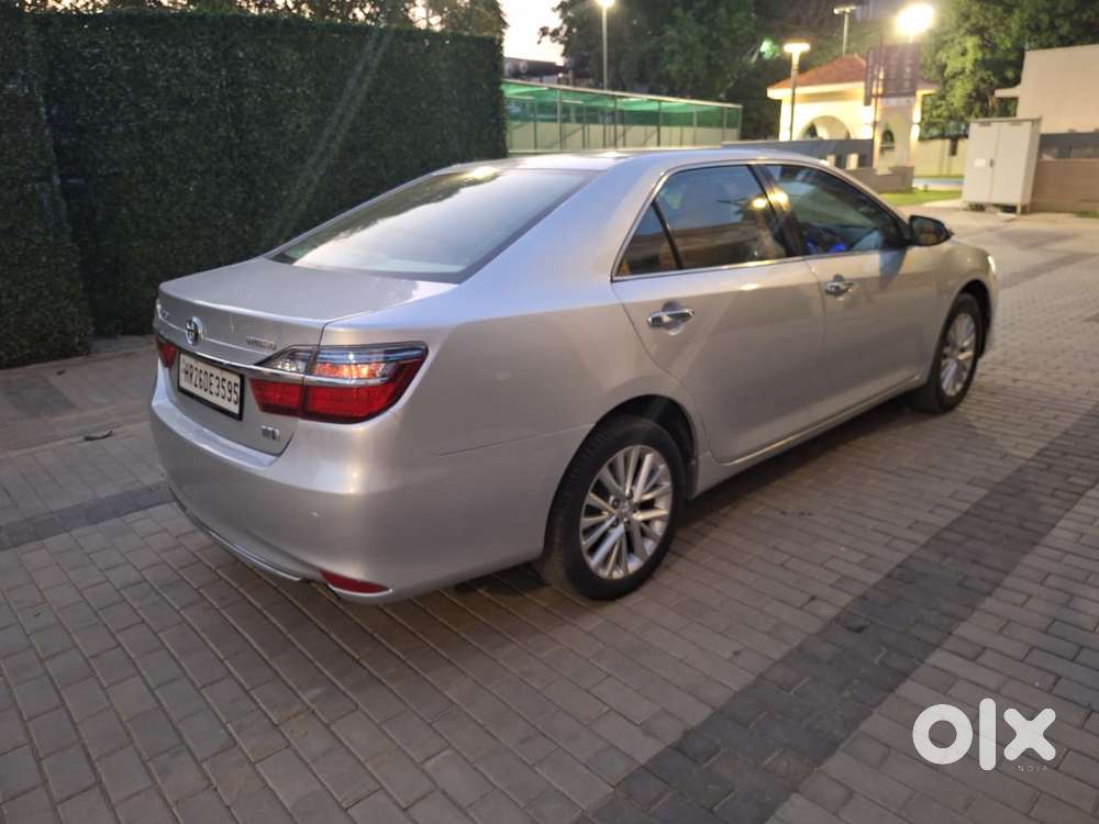 Toyota Camry Hybrid, 2017, Petrol