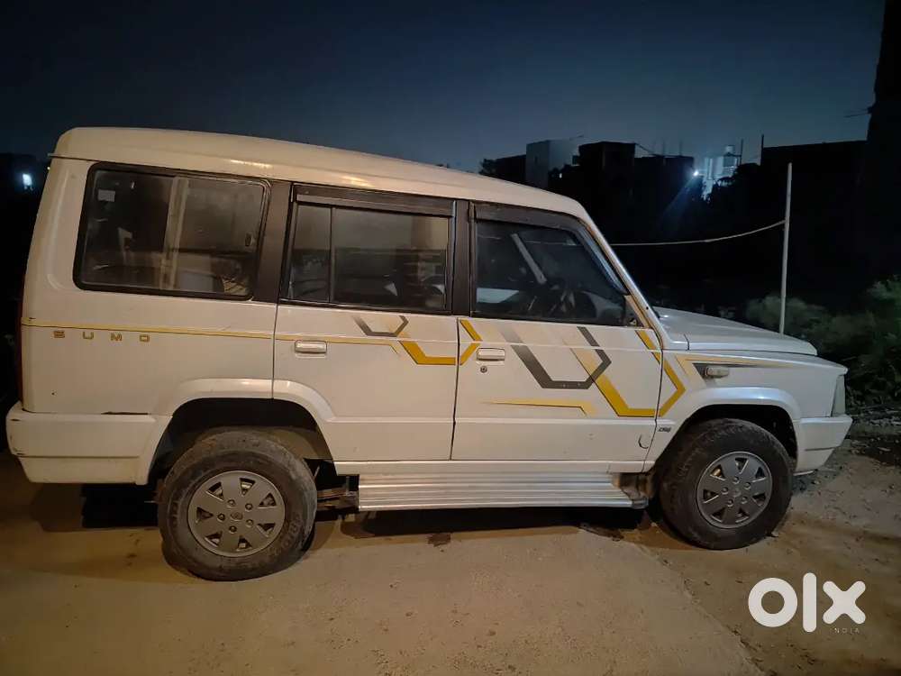 Tata Sumo Gold 2012