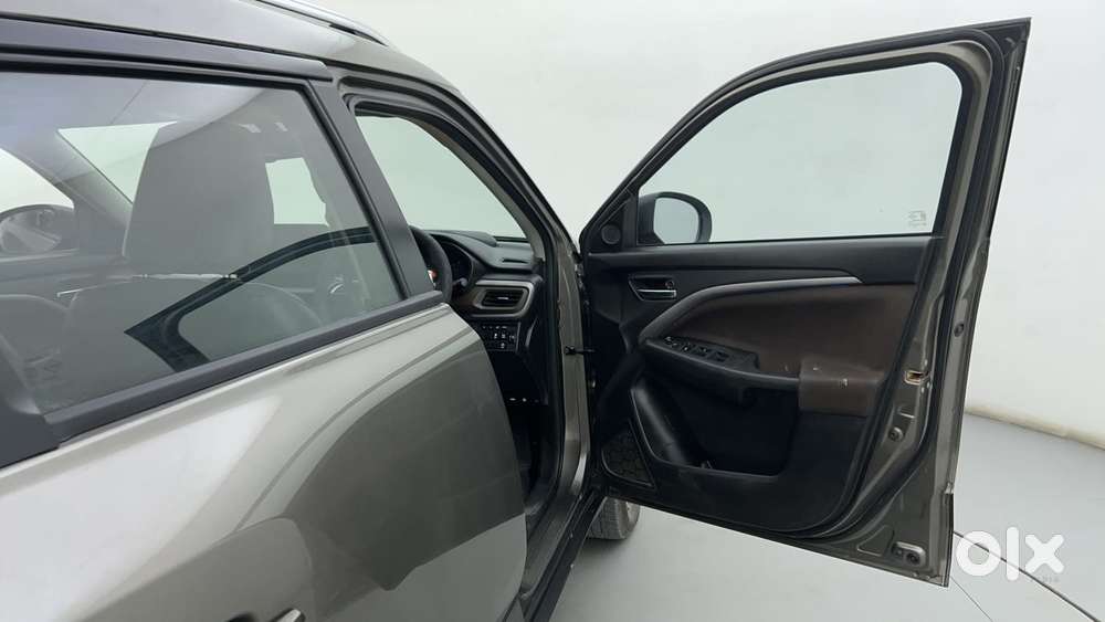 Maruti Suzuki Vitara Brezza 1.5 Zxi, 2022, Petrol