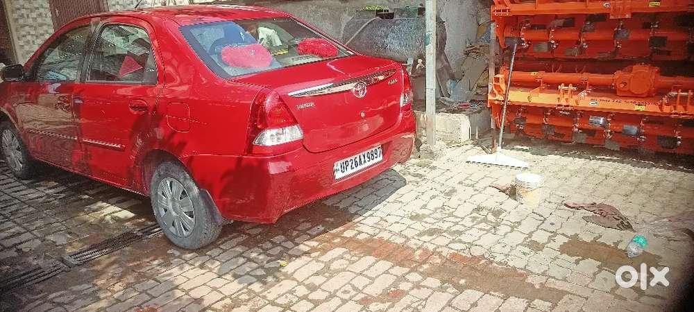 Toyota Etios Petrol 2011 100000km Driven
