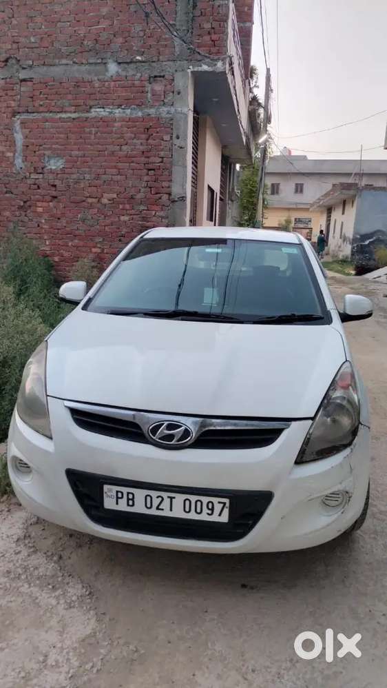 Hyundai New I20 2012 Diesel 106000 Km Driven