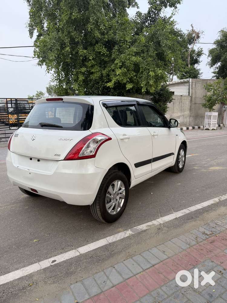 Maruti Suzuki Swift Zdi Plus, 2014, Diesel