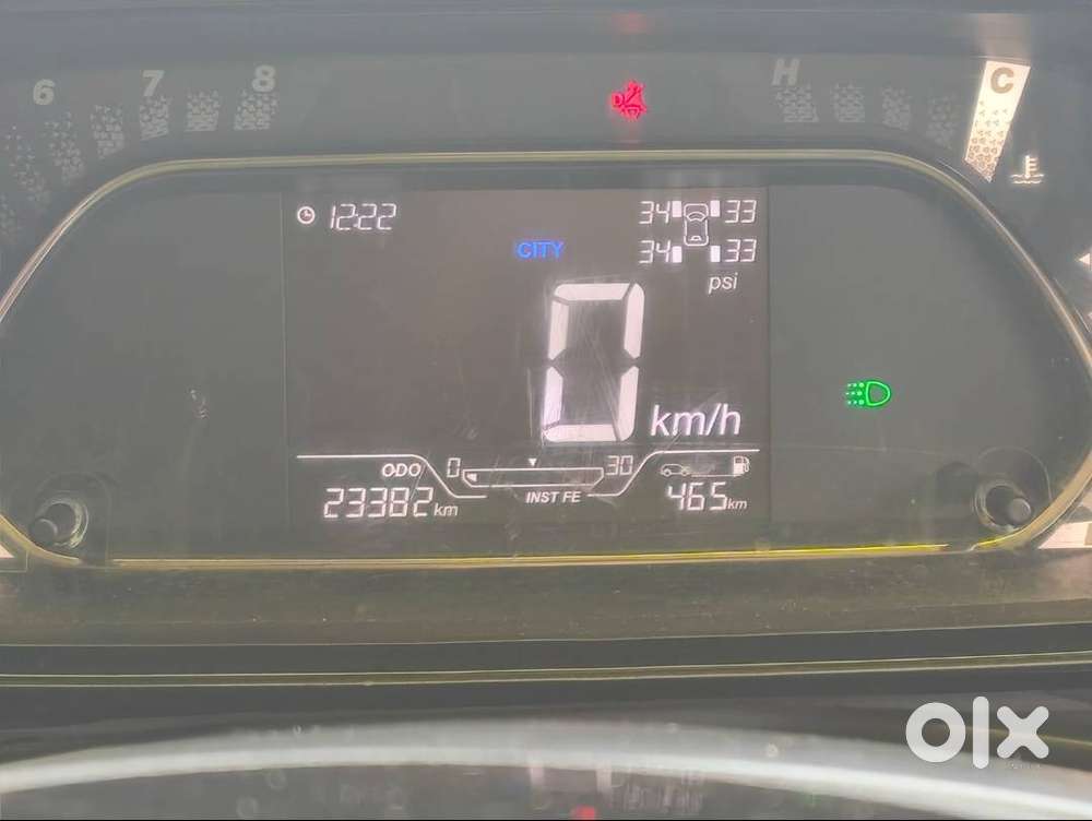 Tata Nexon Kaziranga Xz+
