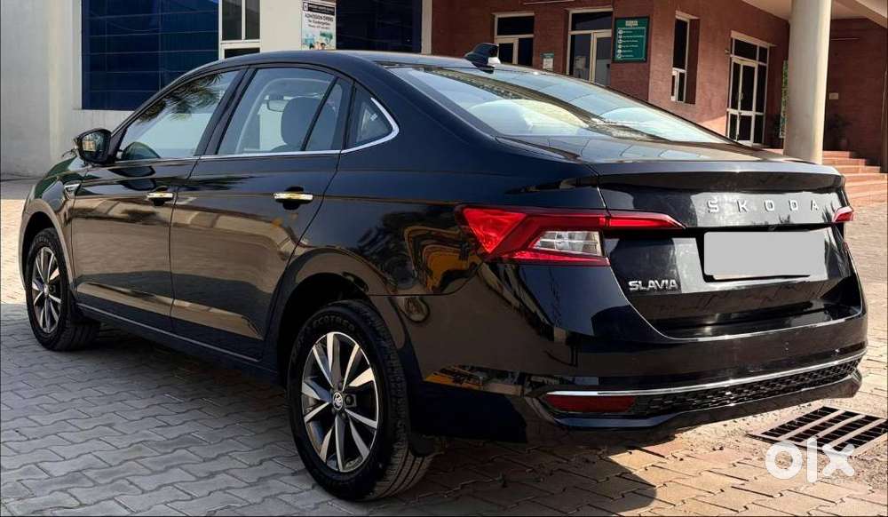Skoda Slavia, 2025, Petrol