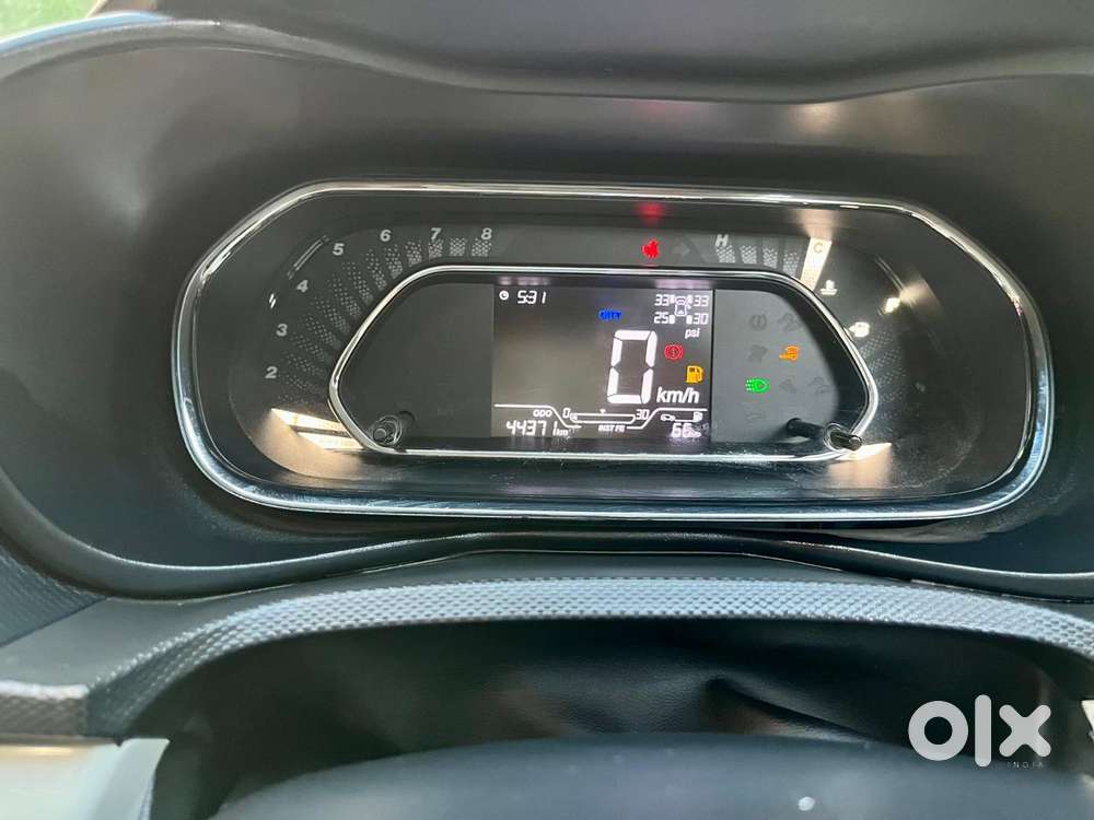 Tata Nexon Xz Plus Luxs, 2023, Petrol