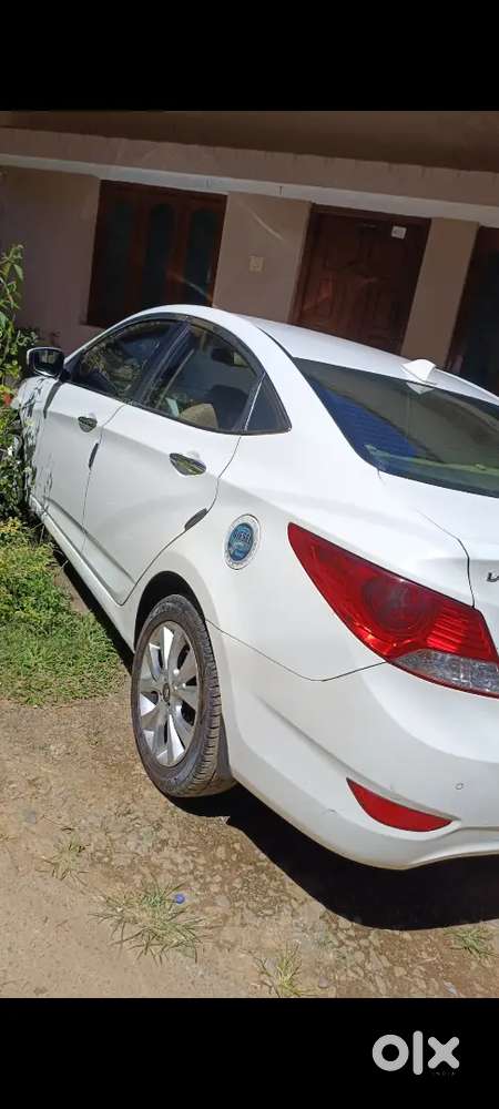 Hyundai Verna Sx 2015