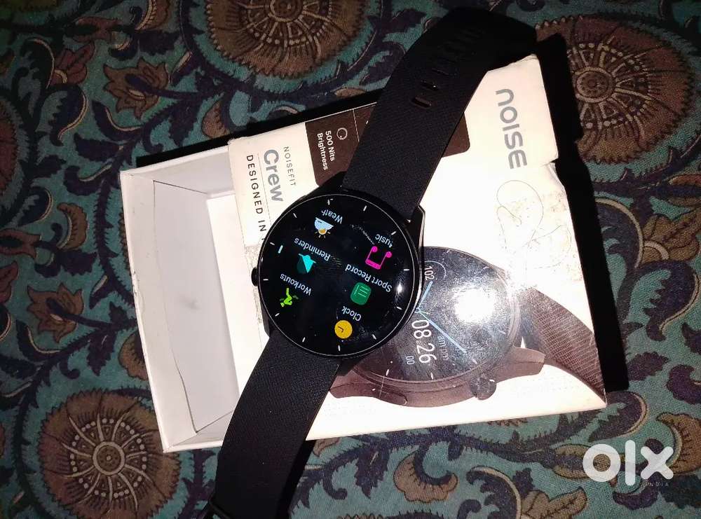 Unisex smart watch noise