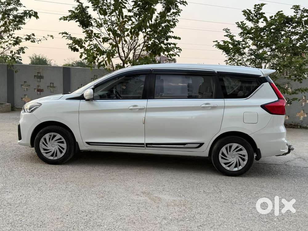 Maruti Suzuki Ertiga 2022-2023  Vxi, 2023, Petrol