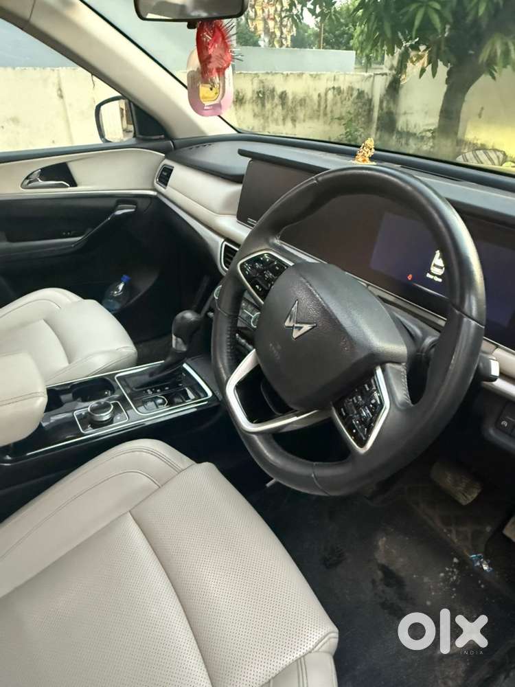 Mahindra Diesel Automatic 2023
