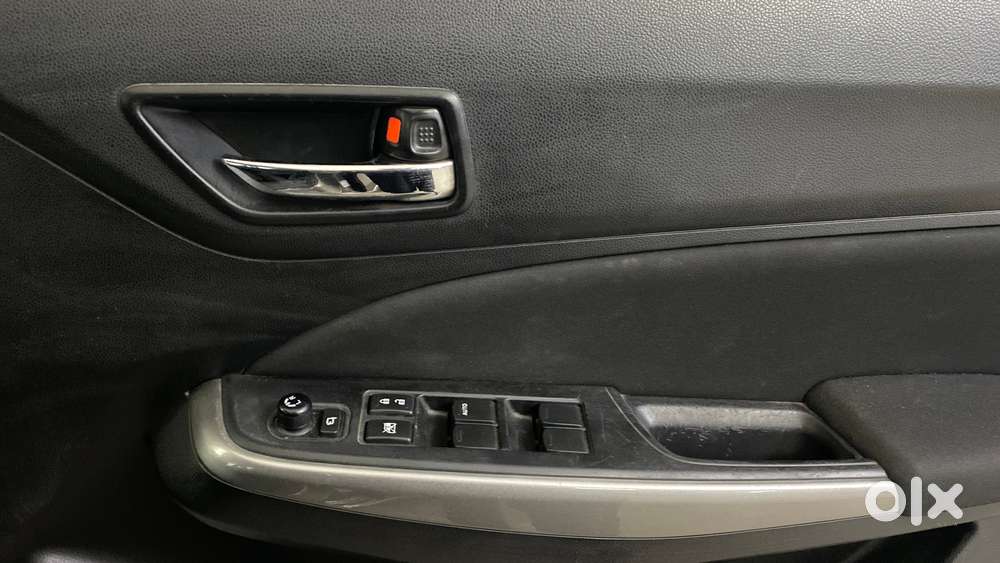 Maruti Suzuki Swift 2018 Zxi, 2019, Petrol