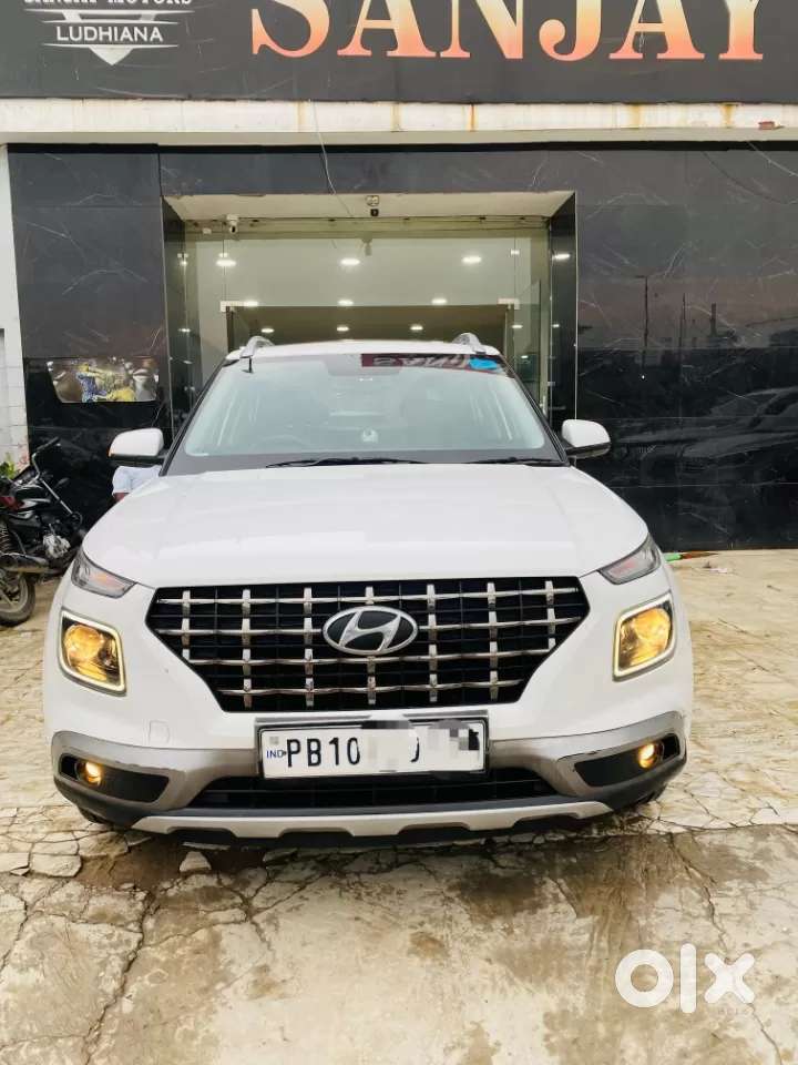 Hyundai Venue 1.0 Sx (o) Turbo Dct, 2021, Petrol