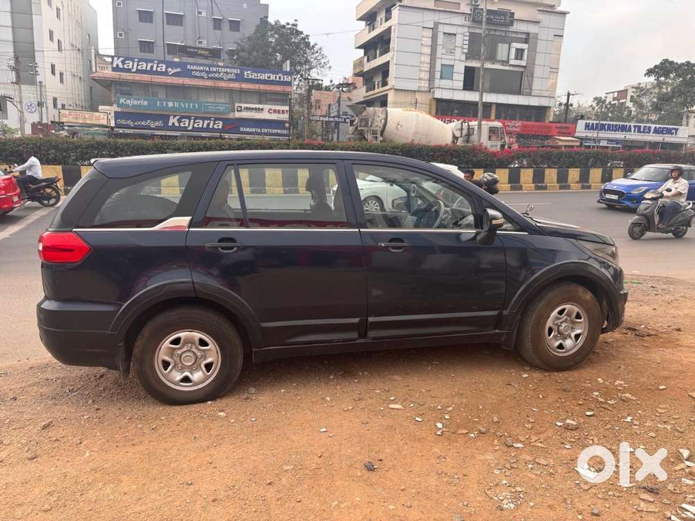 Tata Hexa 2.2 Xe 4x2 7 Str, 2018, Diesel