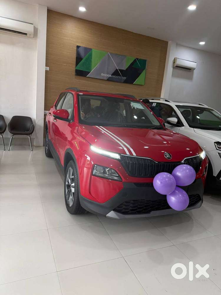 Skoda Kylaq Prestige Manual Transmission Top Model