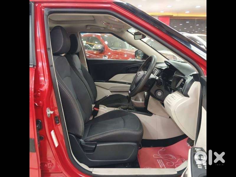 Mahindra Xuv300 1.2 W6 Amt Petrol, 2022, Petrol