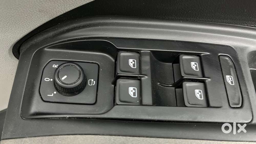 Skoda Kylaq Signature Plus At, 2025, Petrol