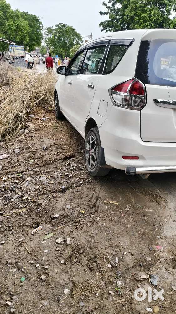 Maruti Suzuki Ertiga 2017 Diesel 105032 Km Driven