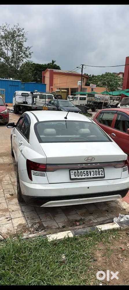 Hyundai Verna 1.5 Petrol 2024