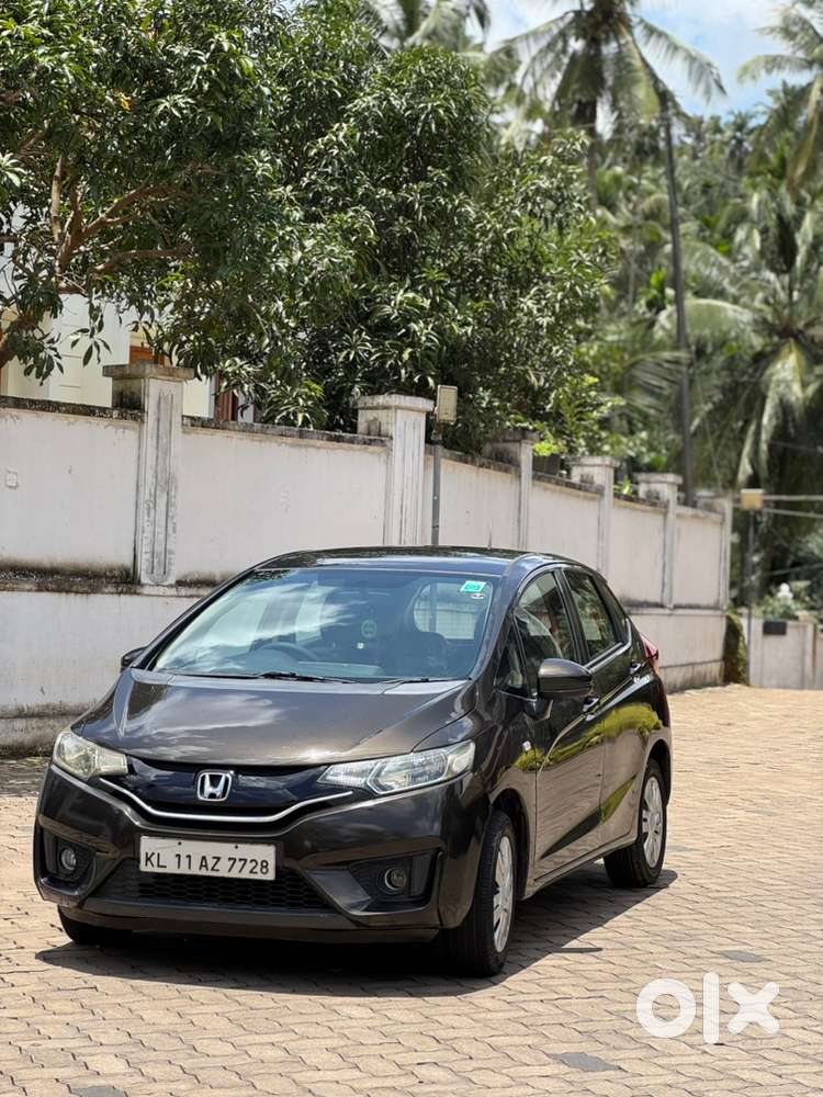 Low Kilometre Honda Jazz 2015