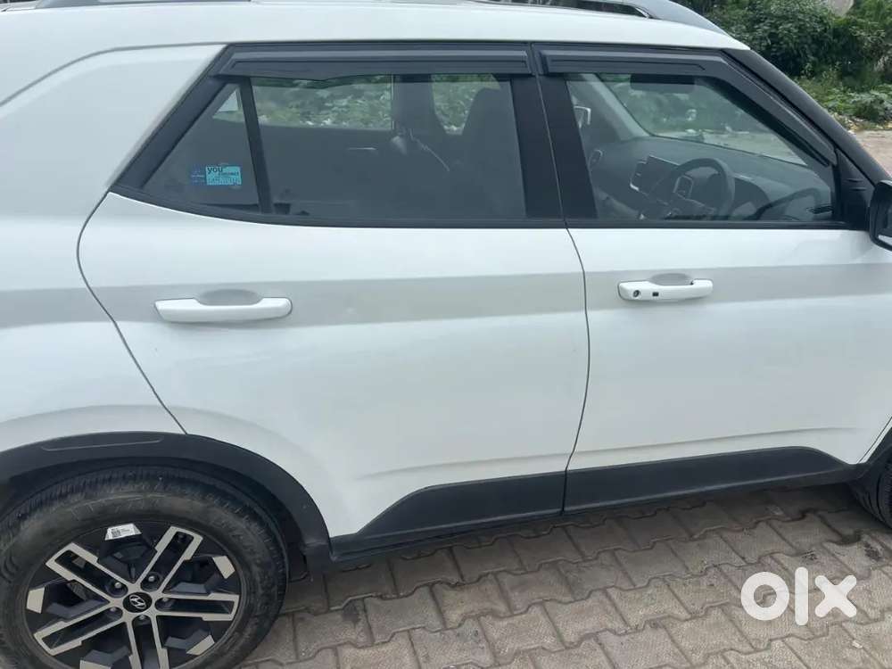 Hyundai New Venue Diesel Manual 2024