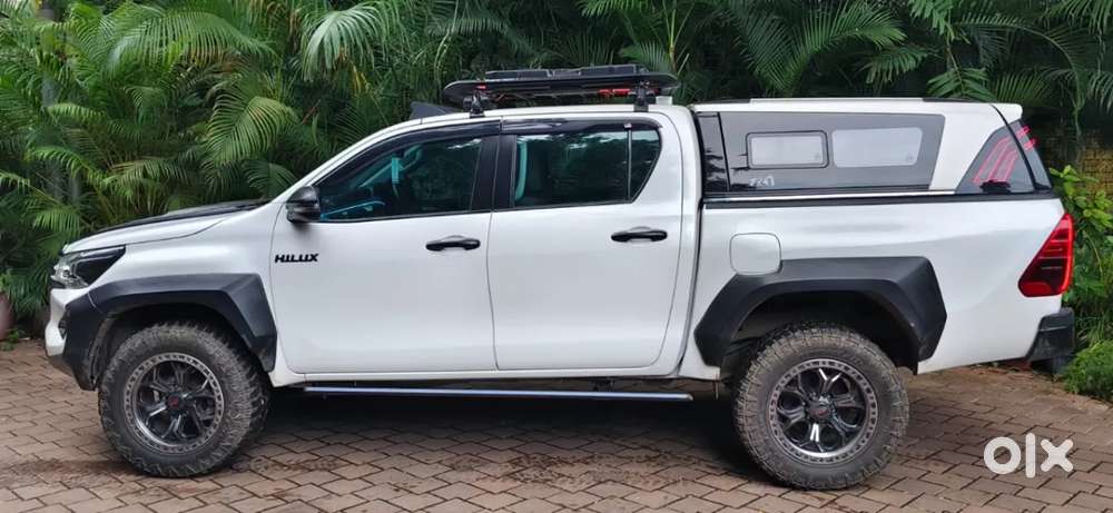 Toyota Hilux 2.8 High 4x4 Mt, 2023, Diesel