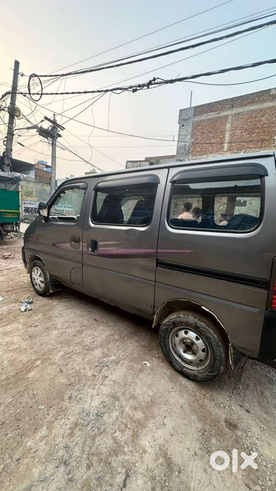 Maruti Suzuki Eeco Cng & Hybrids Good Condition