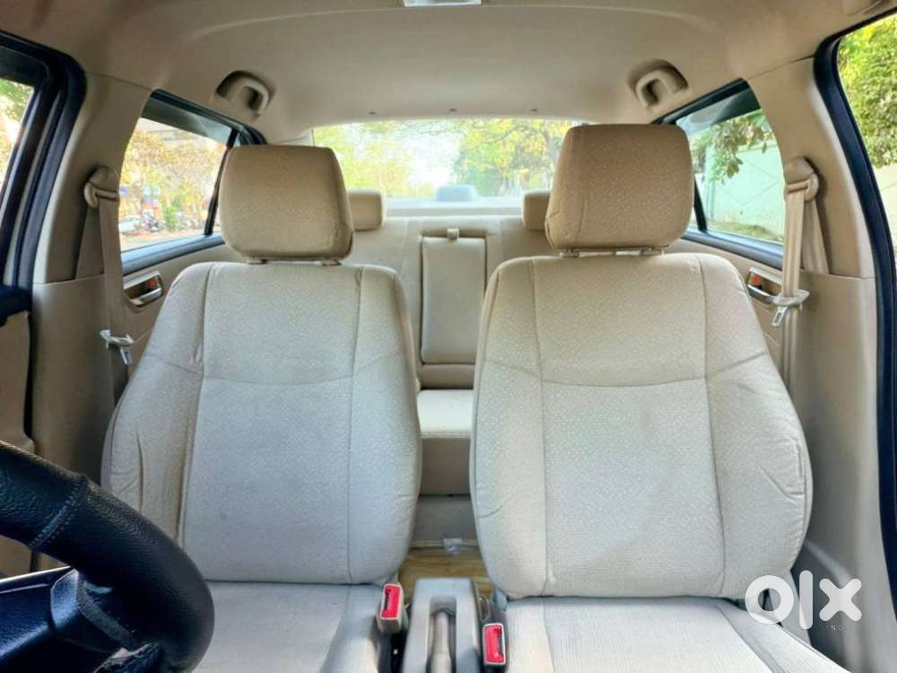 Maruti Suzuki Swift Dzire 1.2 Vxi Bsiv, 2012, Petrol