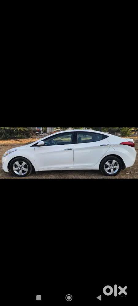 Hyundai Elantra Crdi 2012