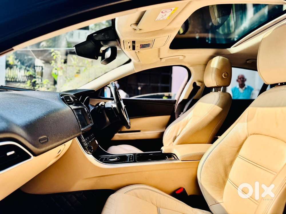 Jaguar Xe 2.0l Diesel Pure, 2018, Diesel