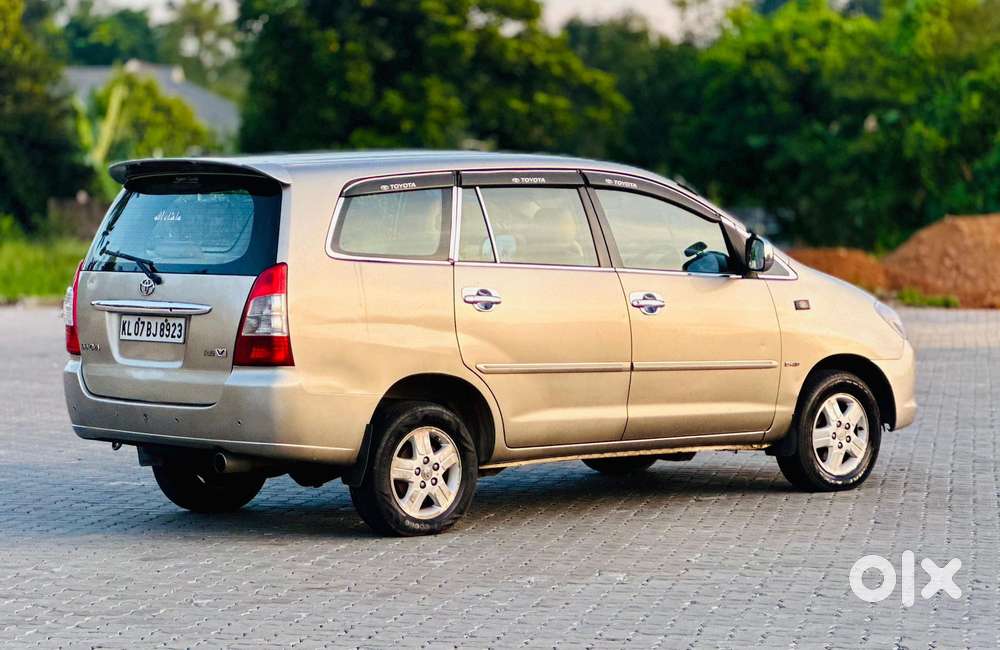Toyota Innova 2.5 V 7 Str, 2008, Diesel