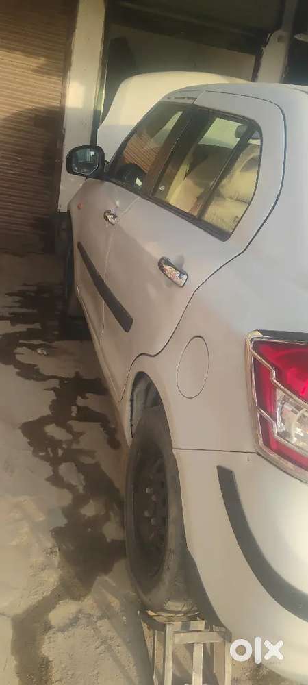 Maruti Dzire 1.2 Tour 2016