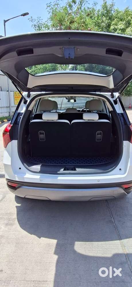 Mahindra Xuv700 2.2 Ax 7 Diesel At Str, 2024, Diesel