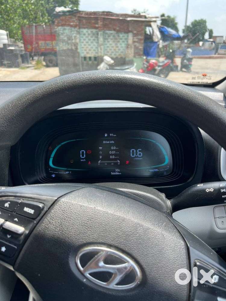 Hyundai Venue S 1.2 Petrol, 2023