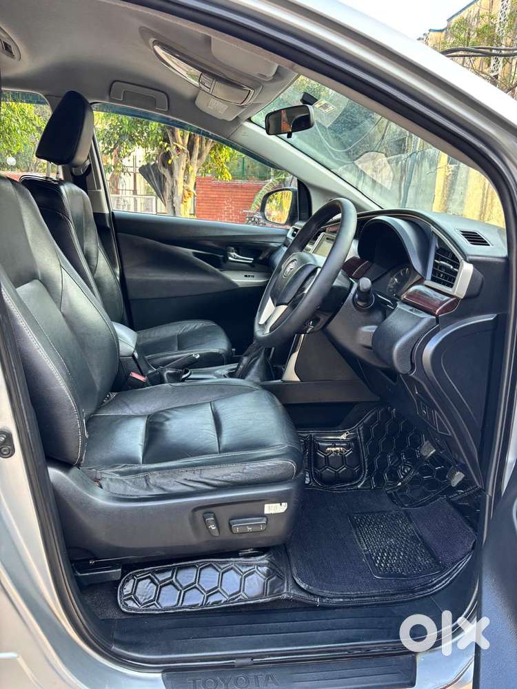 Toyota Innova Crysta 2.4 Z 7 Str, 2016, Diesel