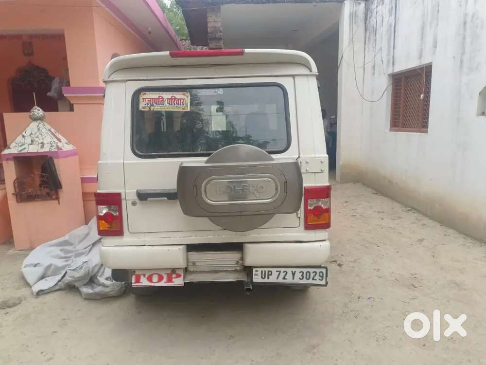 Mahindra Bolero Neo 2012