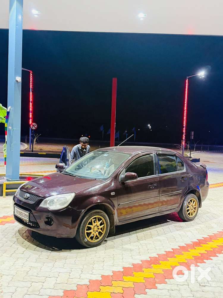 Ford Fiesta 2010 Km Driven
