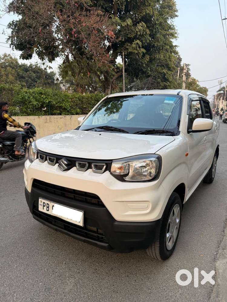Maruti Suzuki S-presso Vxi Plus, 2022, Petrol