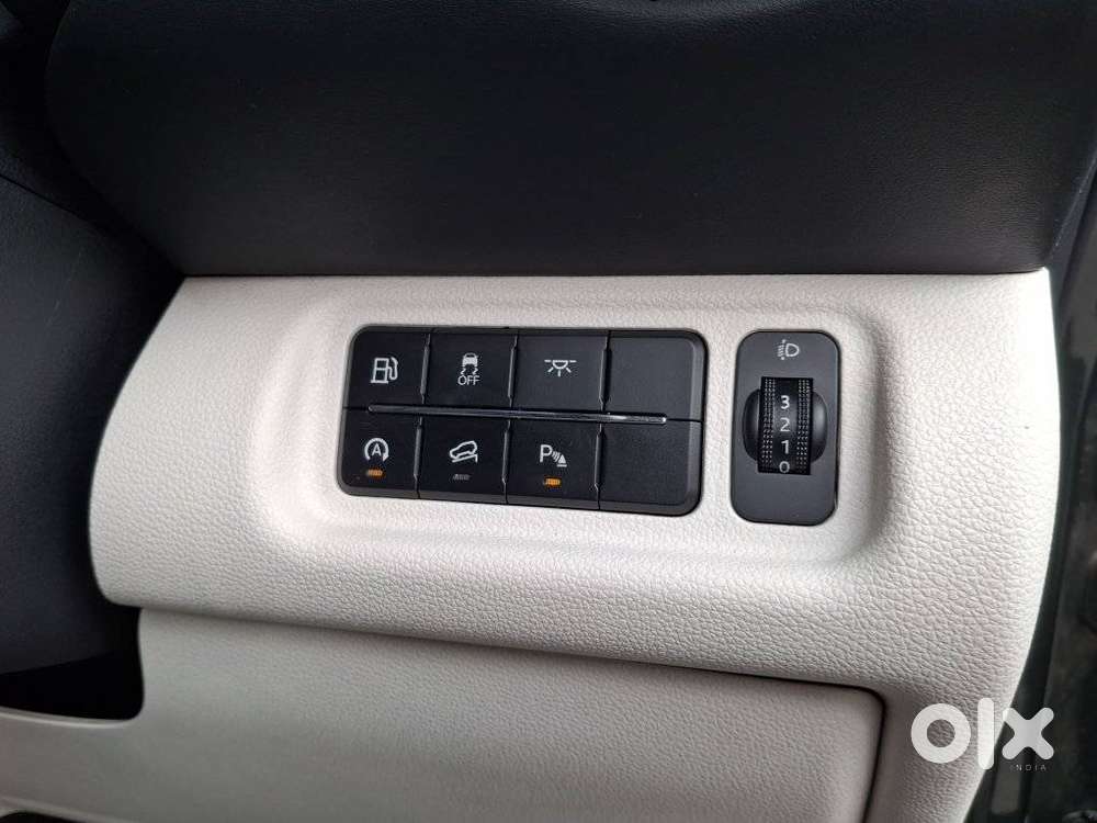 Mahindra Thar Roxx Ax7 L Diesel At 2wd, 2025, Diesel