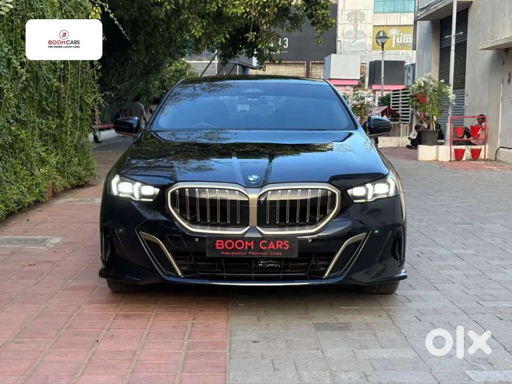 Bmw 5 Series, 2025, Petrol